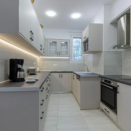 Vila Nafsika Nisaki (Corfu)